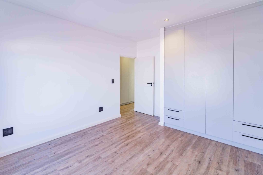 4 Bedroom Property for Sale in Sandown Western Cape